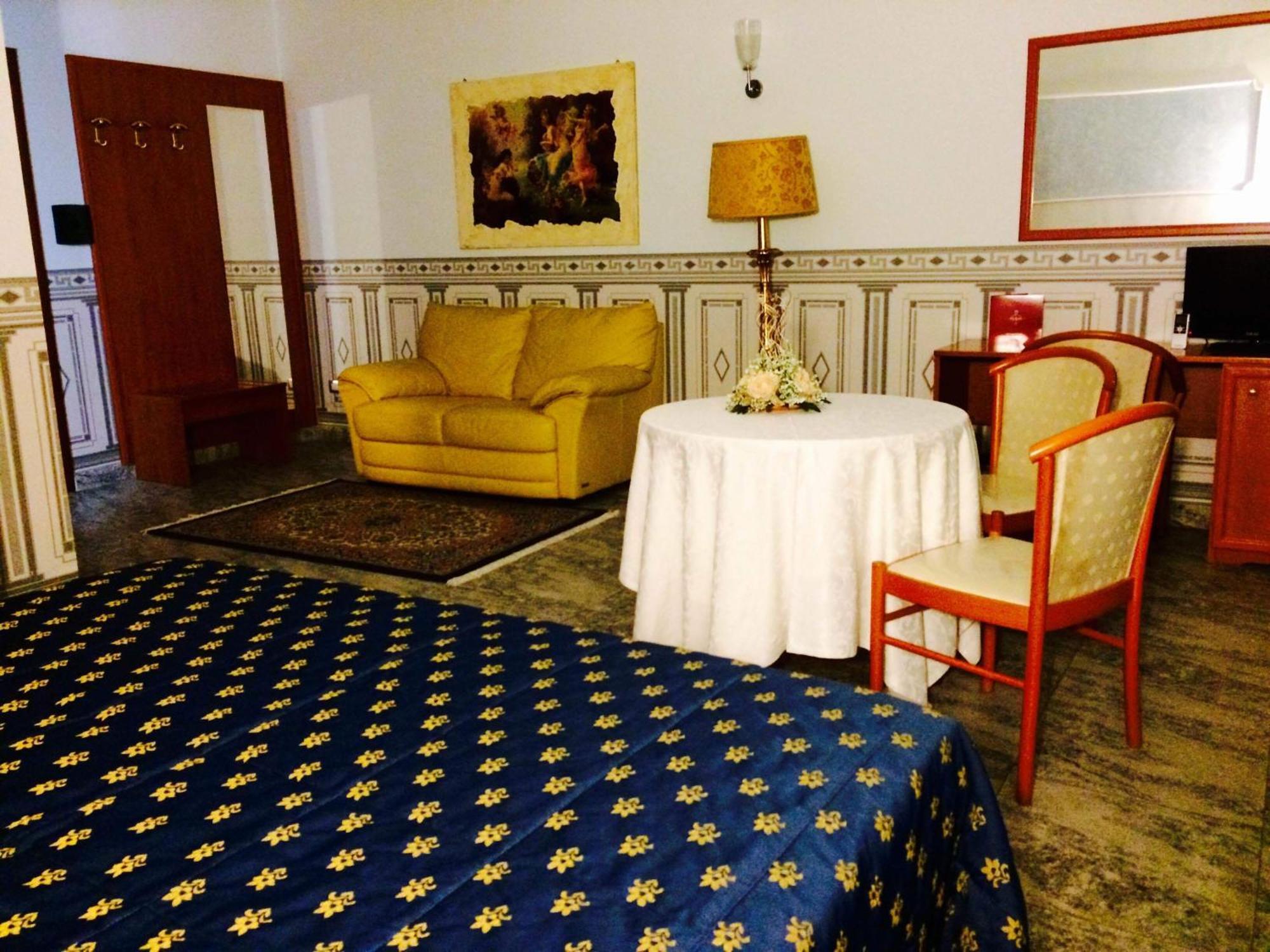 Hotel Grand Stella Maris 4*